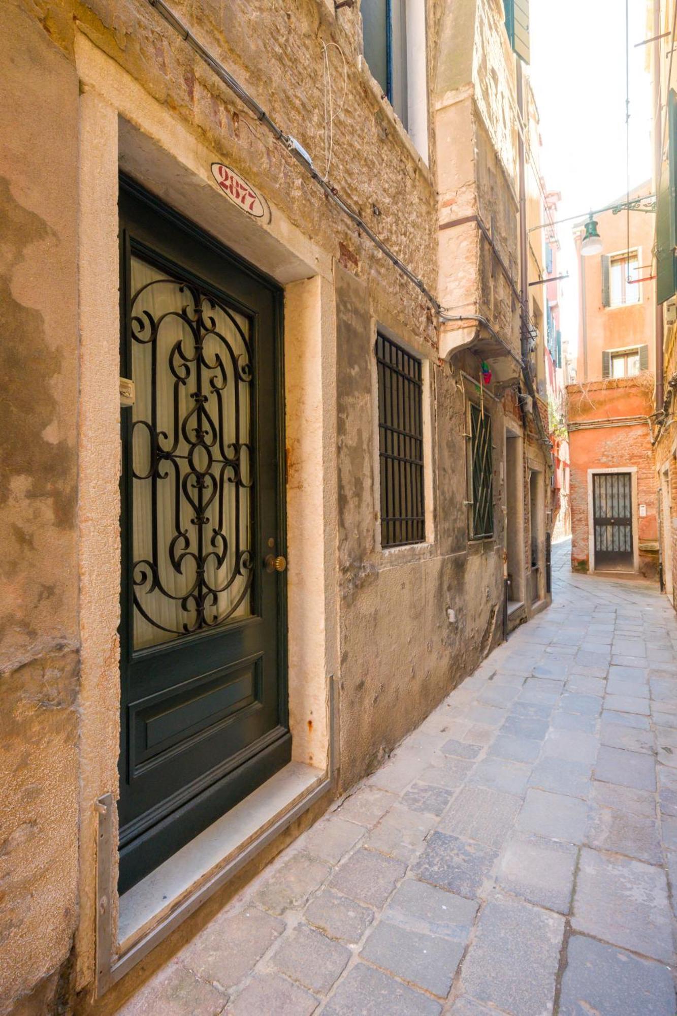 Kyra'S House Apartamento Veneza Exterior foto